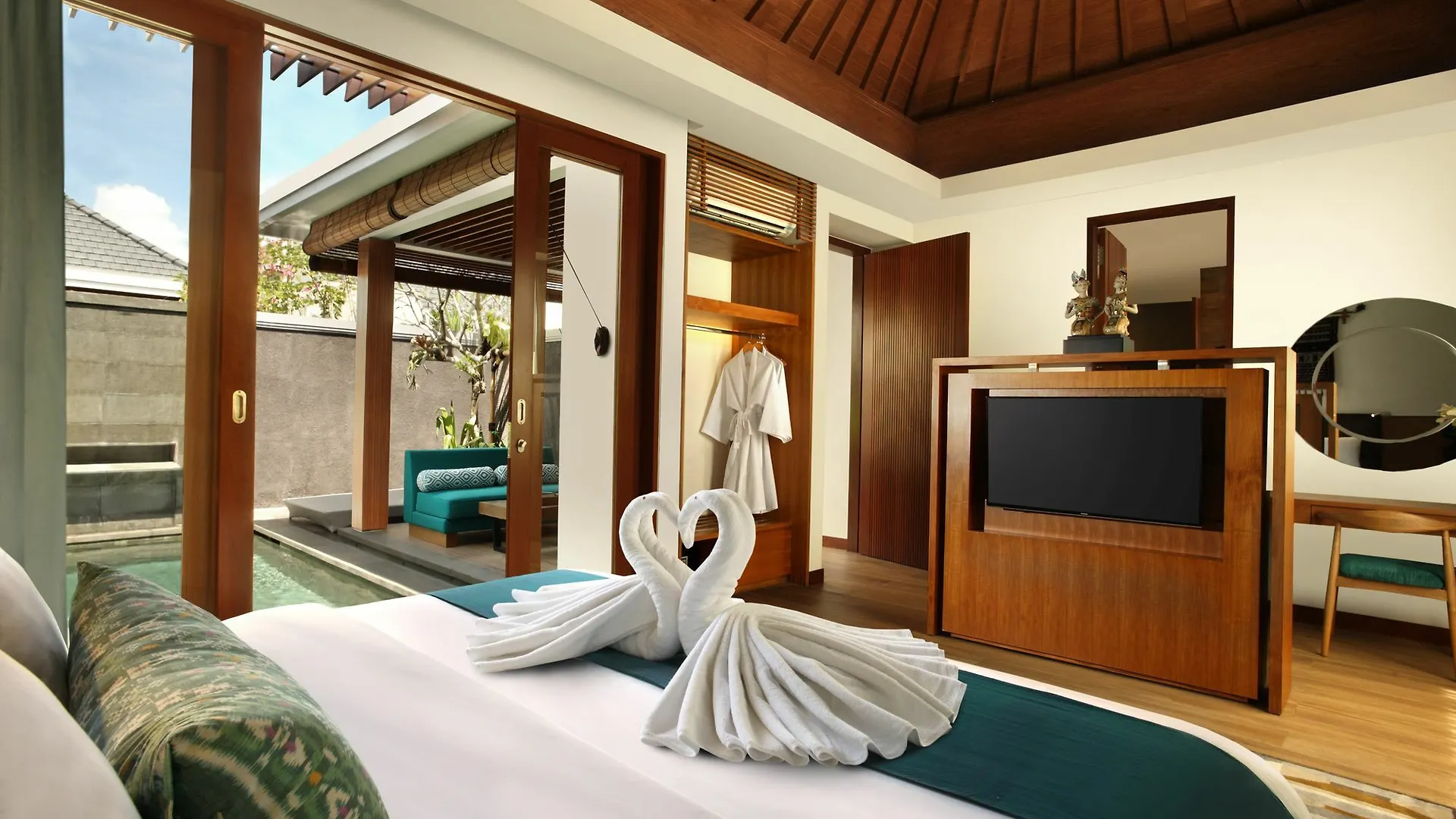 S18 Bali Villas Legian